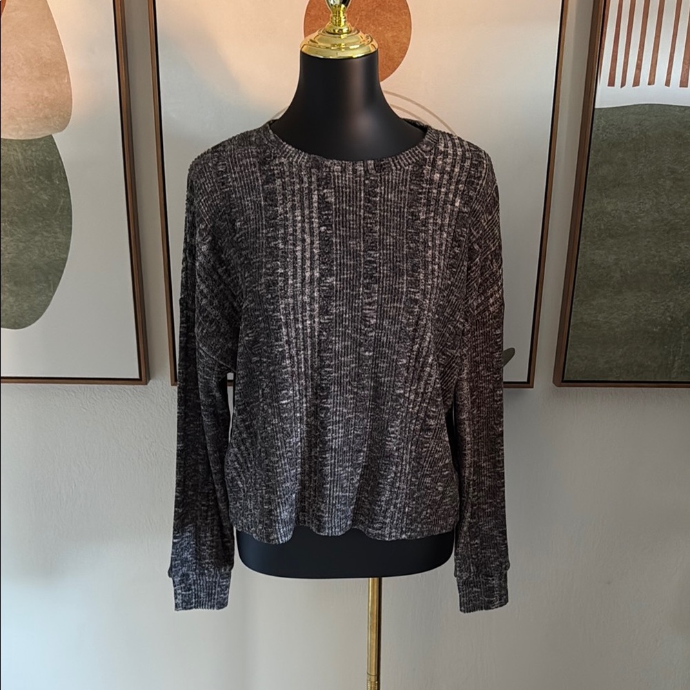 3/$10 Black and Gray Knit Long Sleeve Top